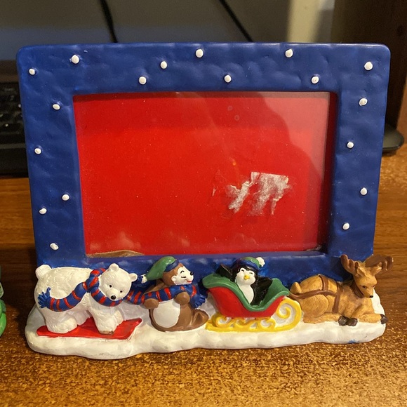 2 pictures frames - Picture 2 of 4